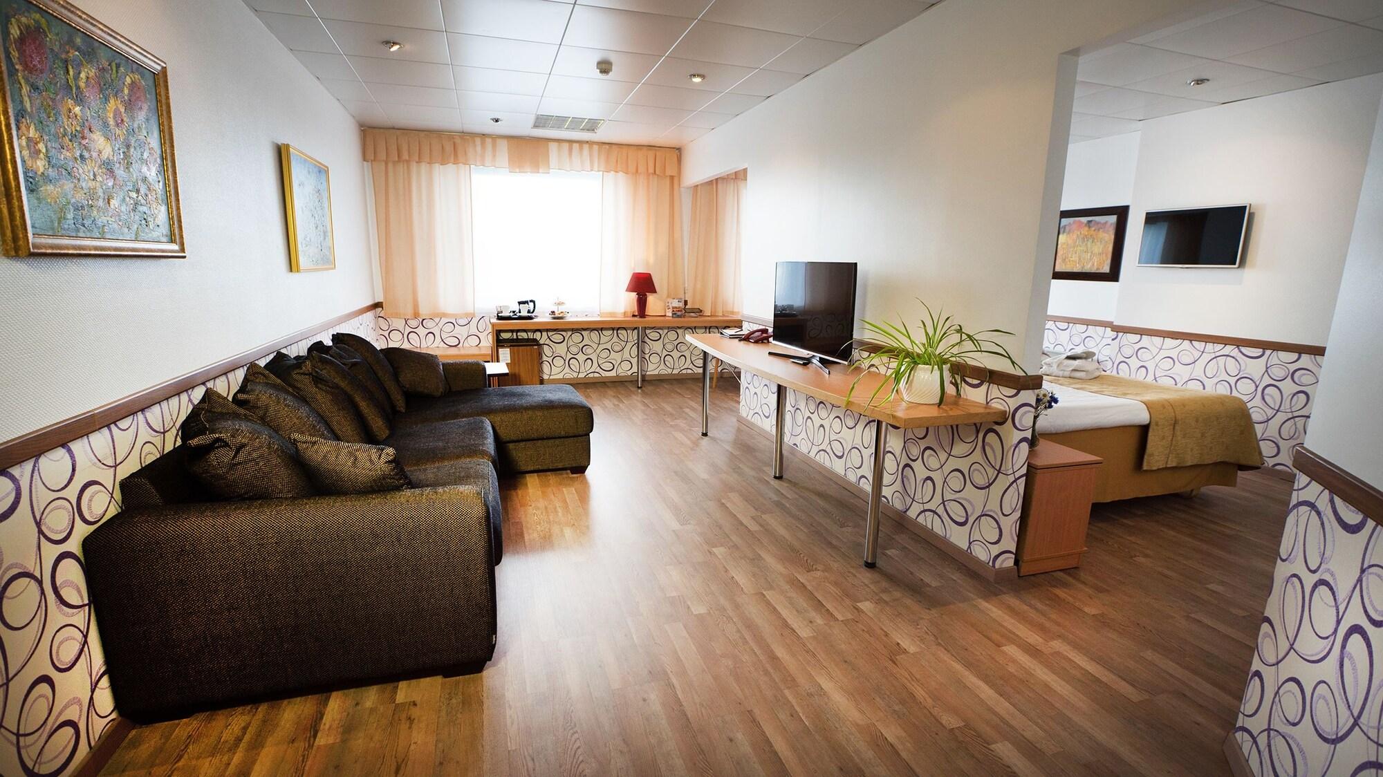 Hestia Hotel Susi Tallinn Exterior photo